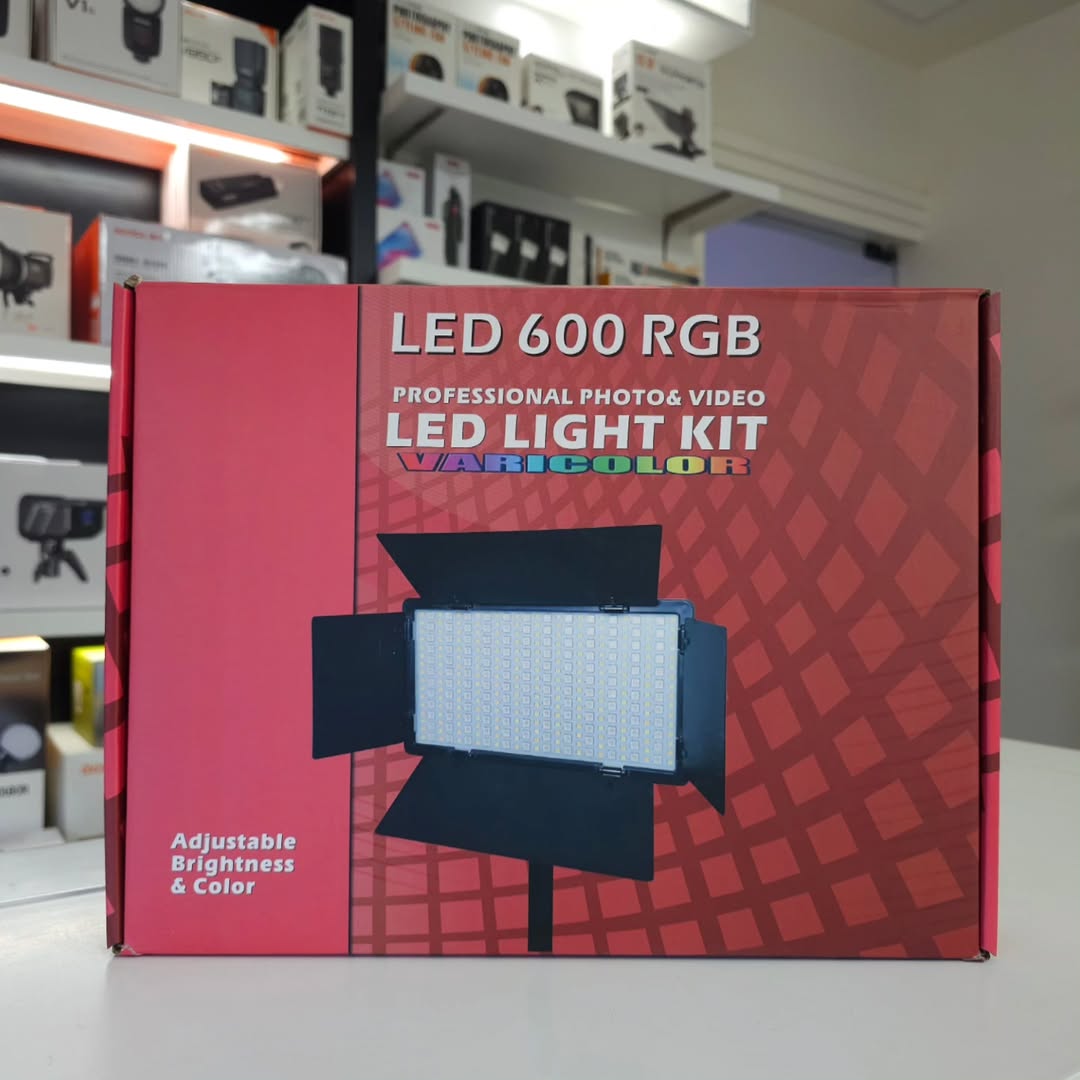 Led 600 RGB PROFESSIONAL PHOTO AND VIDEO LED 600 RGB LIGHT